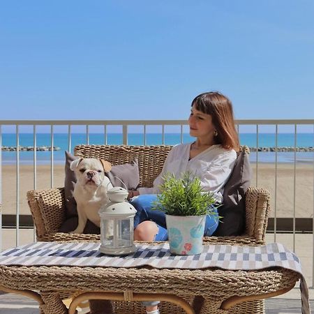 Nautic Beach Hotel Римини Екстериор снимка