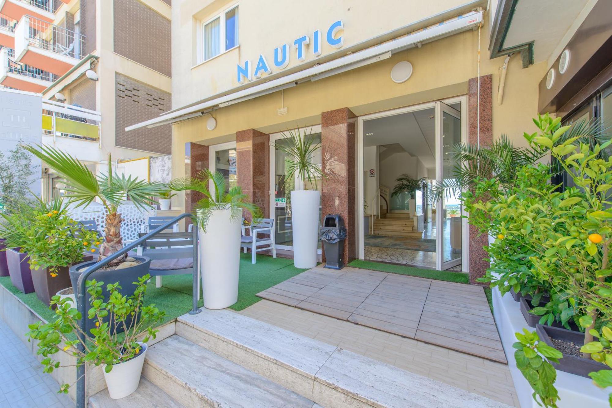 Nautic Beach Hotel Римини Екстериор снимка