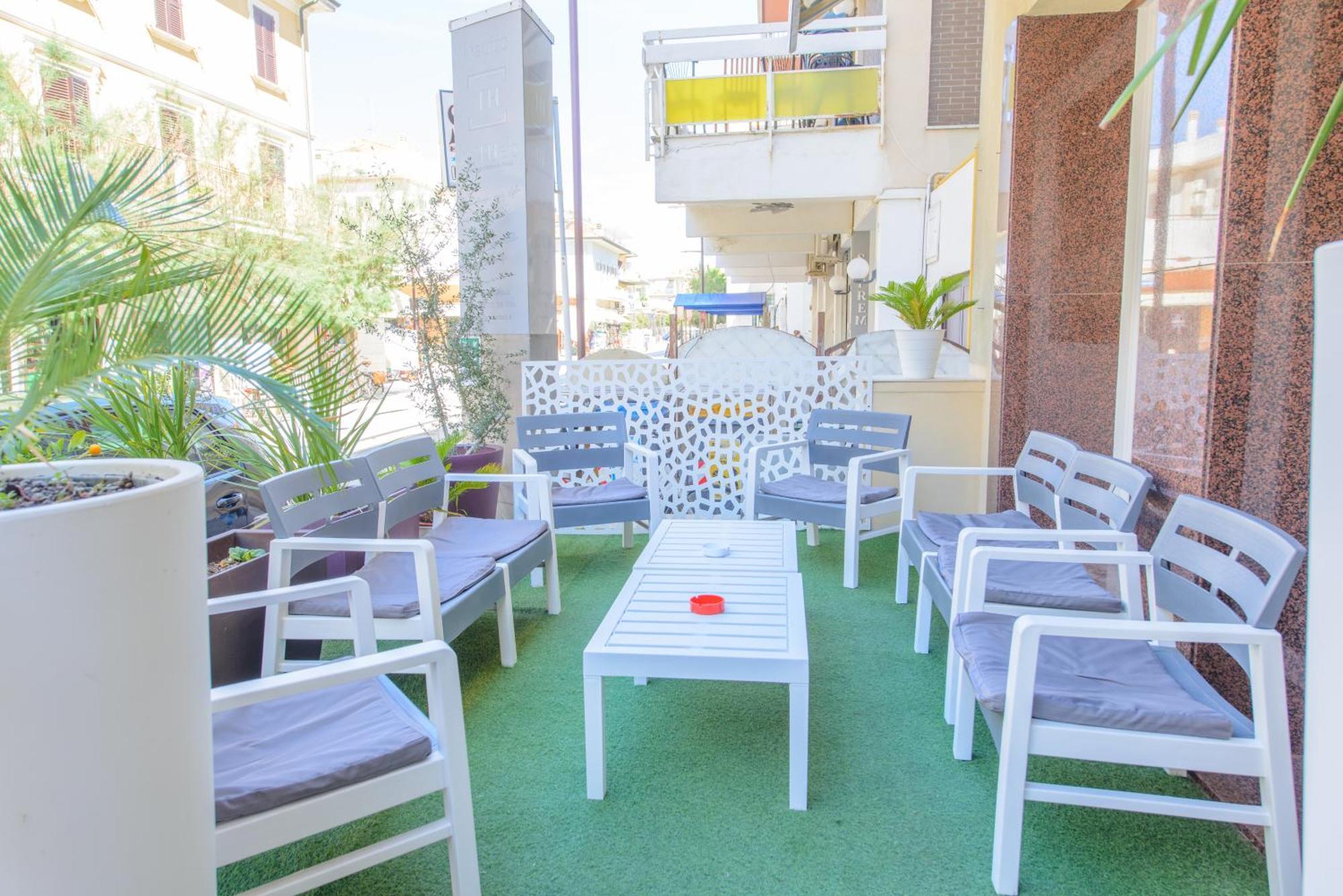 Nautic Beach Hotel Римини Екстериор снимка